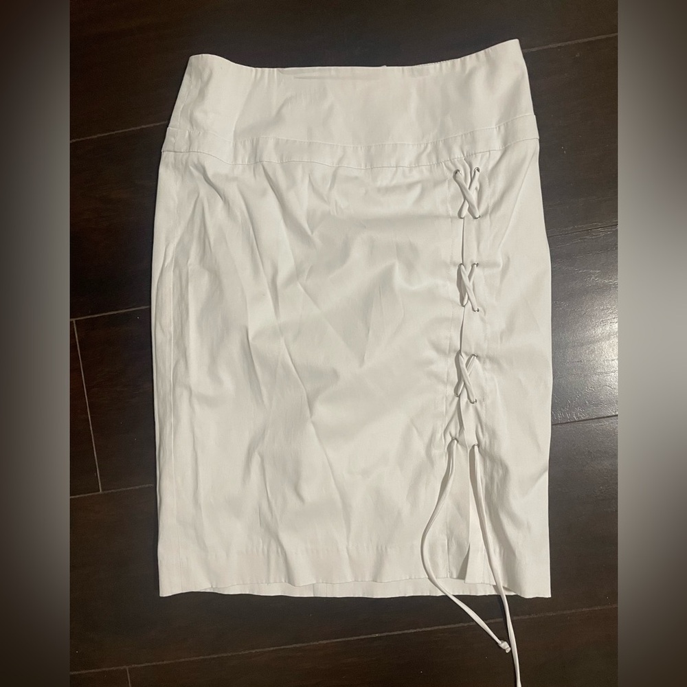 White Pencil Skirt With  Lace-Up Detail by Melanie Lyne Size 4